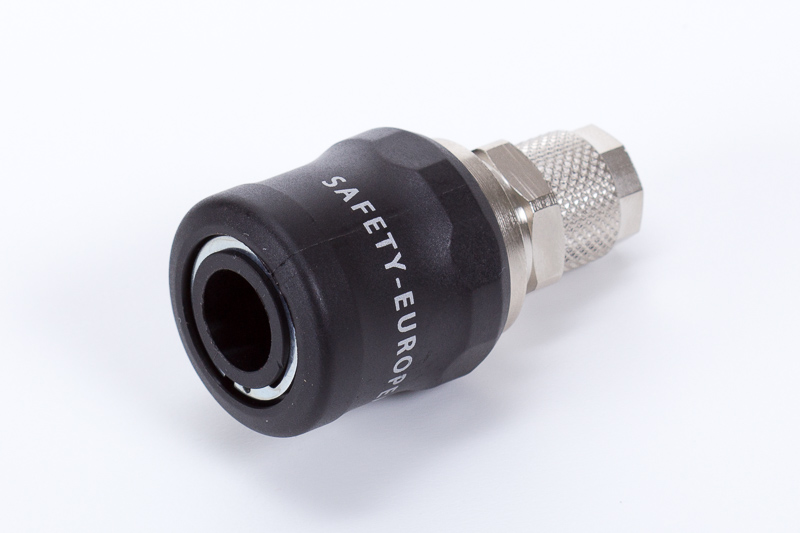 Sockets, push-on, European profile, safety connection