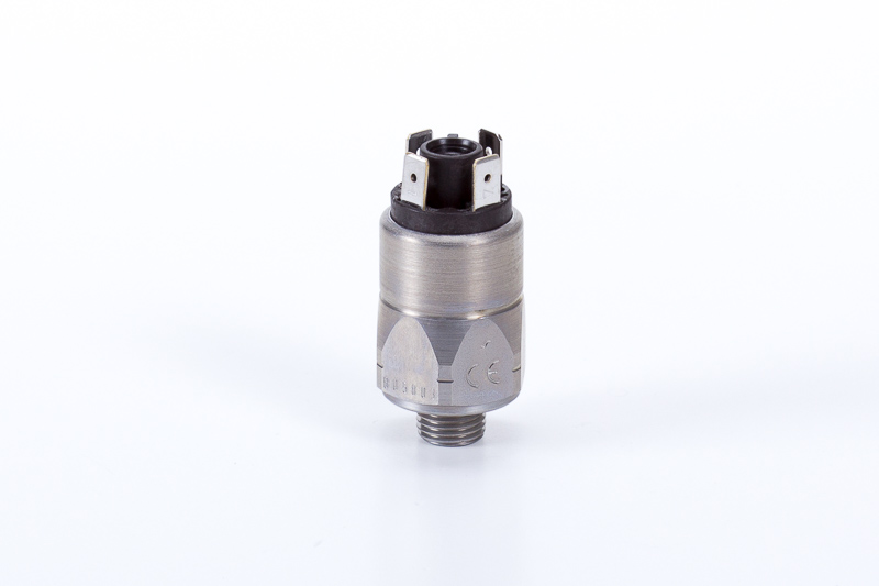 Male thread G 1/4"