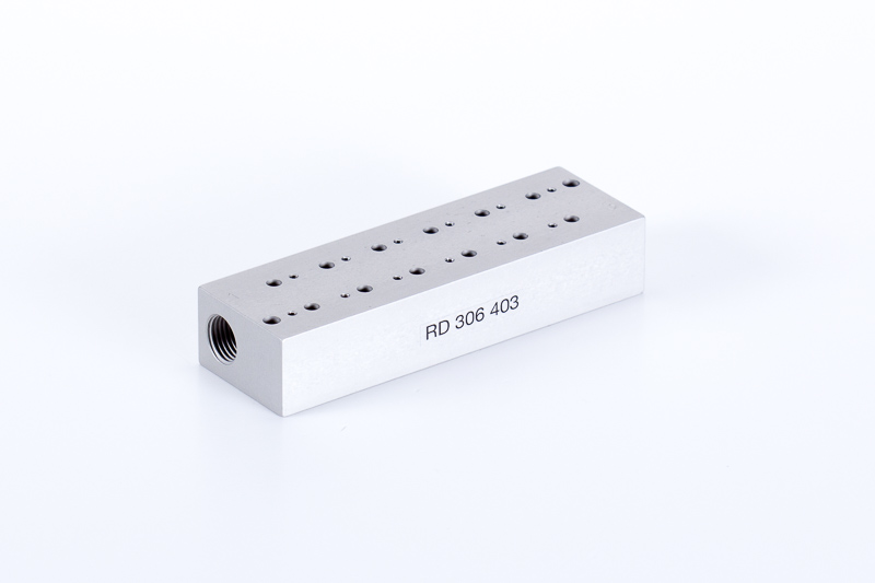For 3-way valves / 16-22 mm width