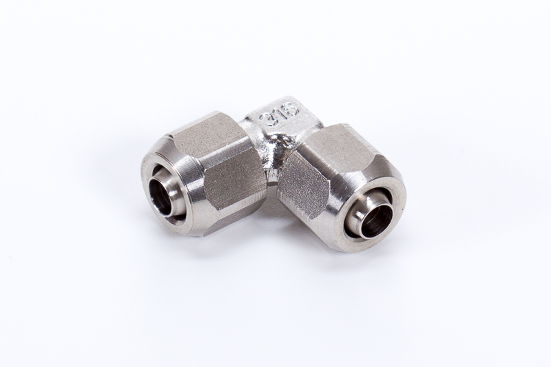 Elbow push-on connectors